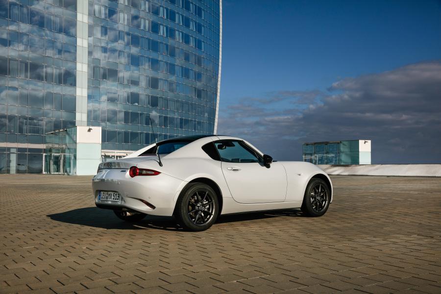  Mazda MX-5 Miata RF (ND) 2016 года  (WW) (фото 38 из 48)